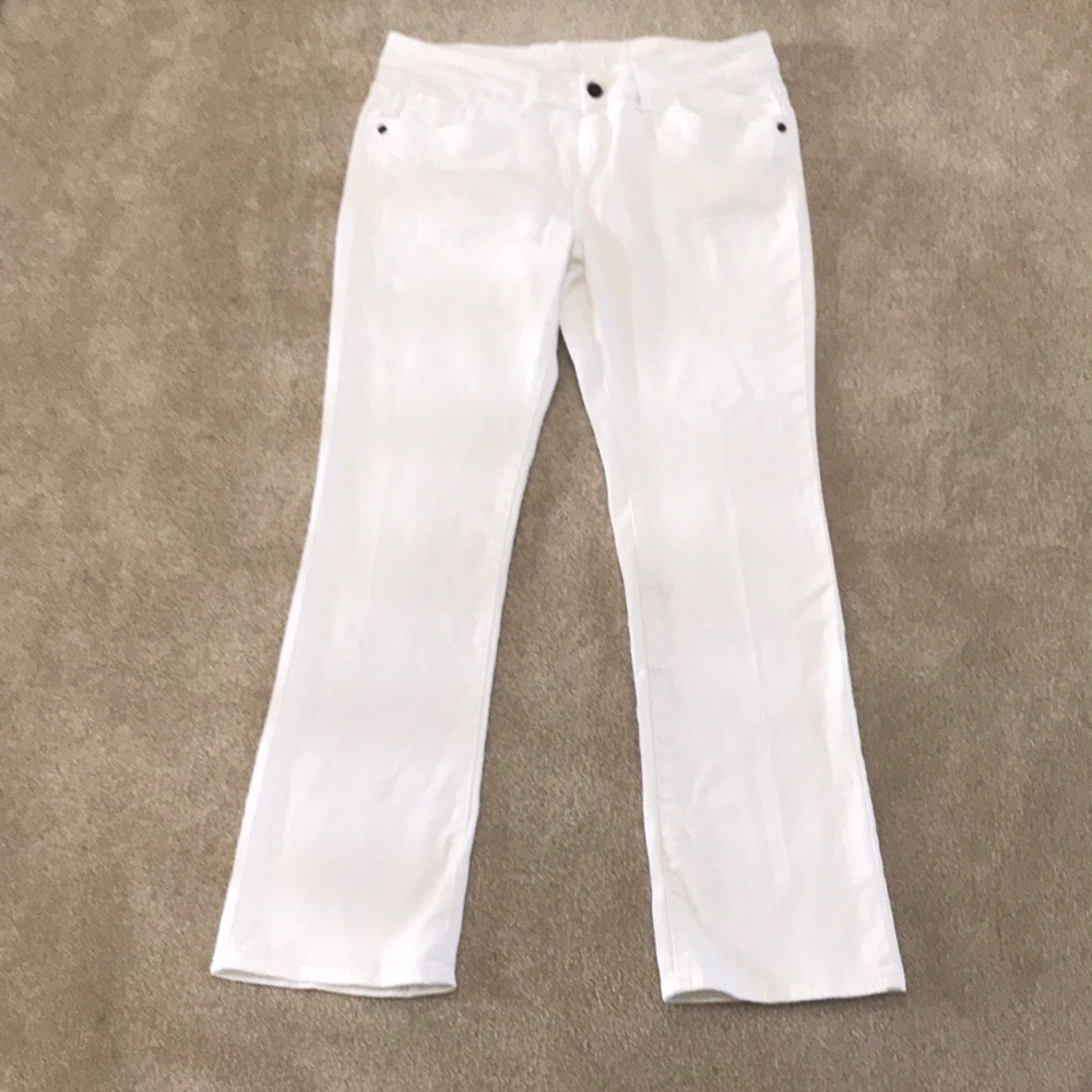 Delia’s white jeans, like new!
